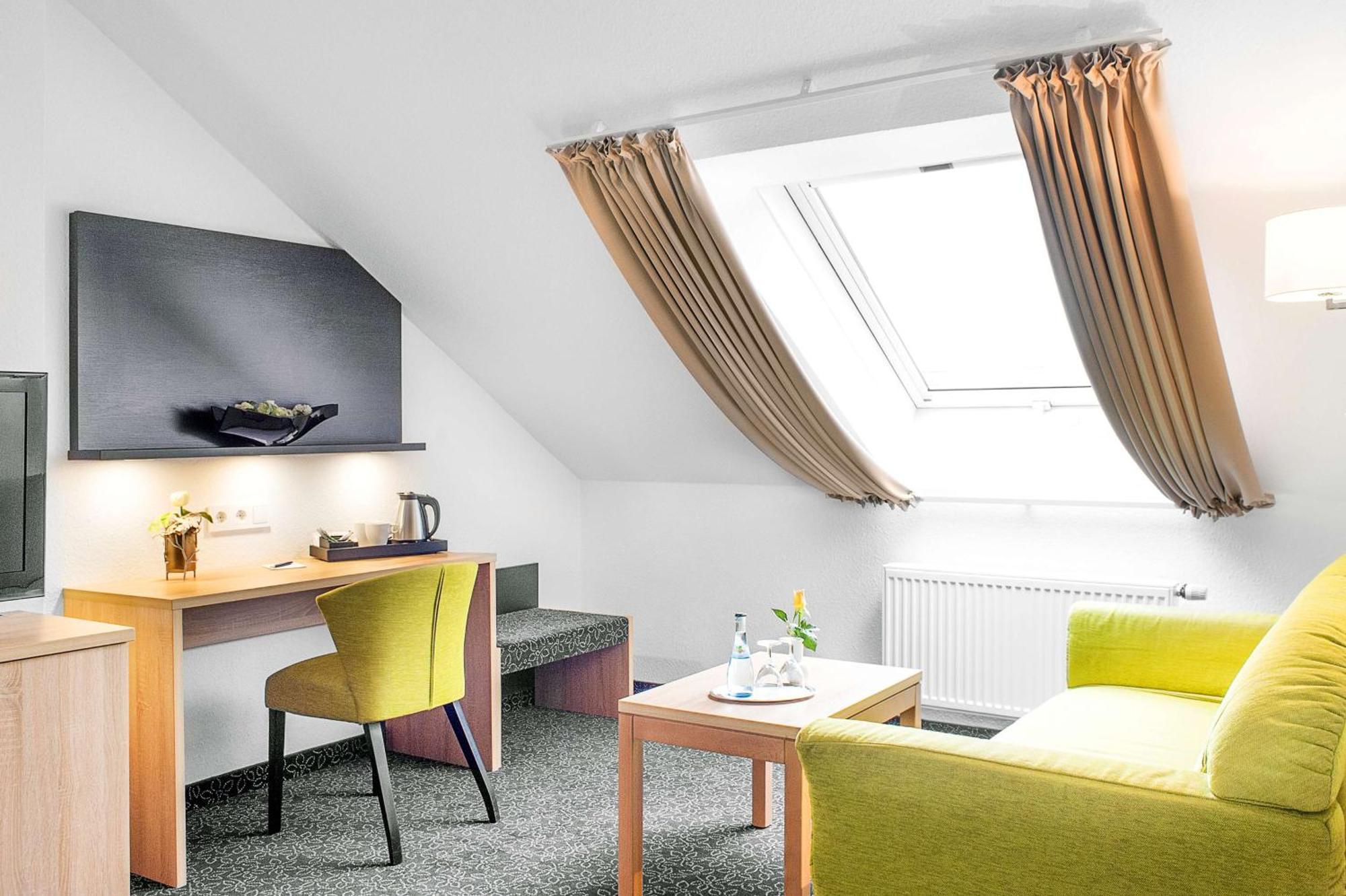 Hotel Western Favorit