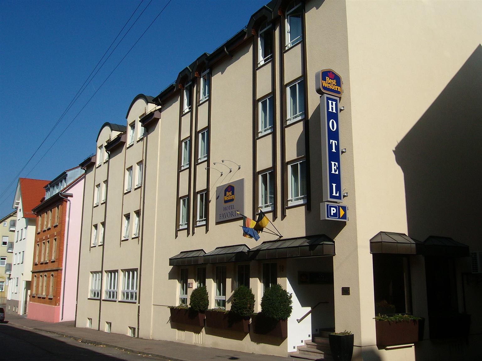Hotel Western Favorit 3*