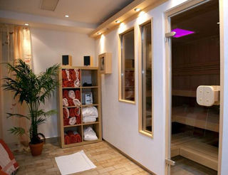 Western Favorit Hotel 3*