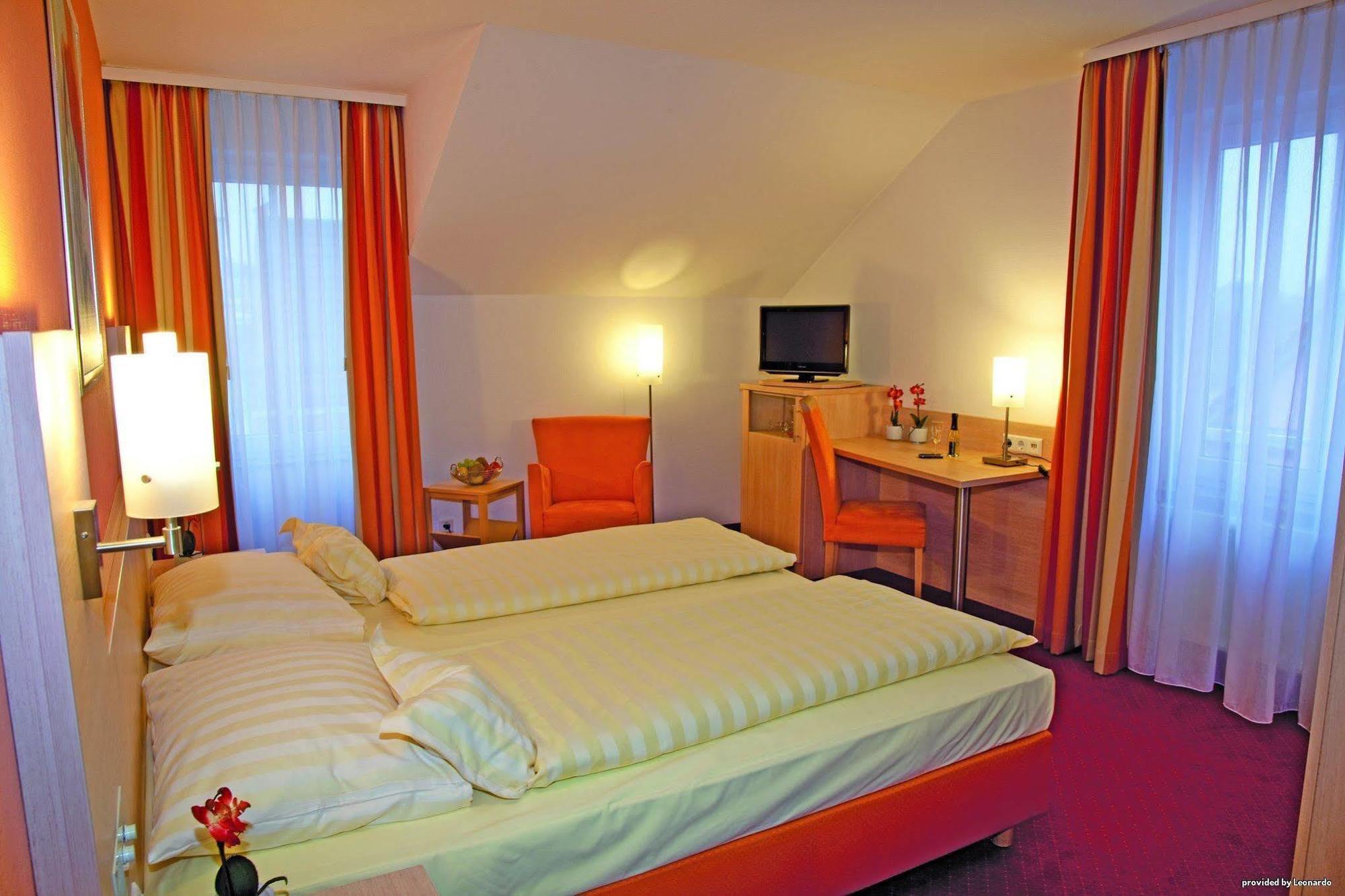 Hotel Western Favorit